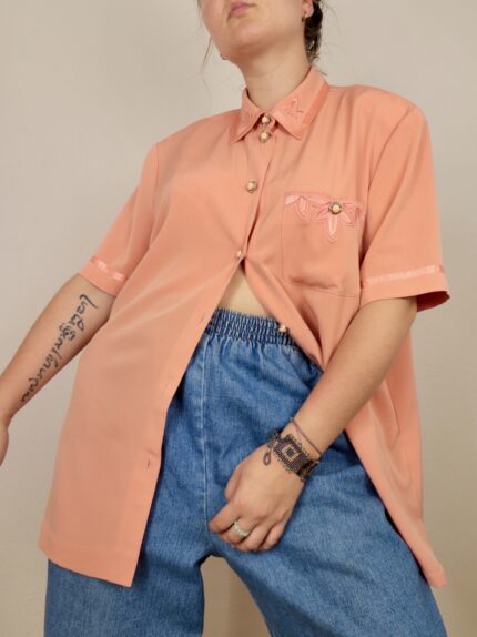 salmon-colored vintage romantic blouse size M