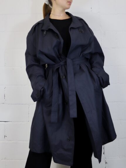 dunkelblauer vintage mantel