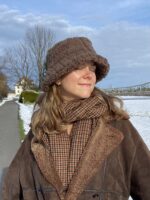 Handgenähter Kuschelhut – weicher, bequemer Hut mit liebevollen Details