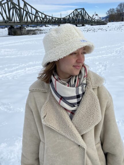 Handgenähter Kuschelhut – weicher, bequemer Hut mit liebevollen Details