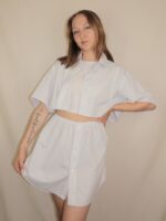 Handgemachtes Upcycling-Set für Damen – Rock und Oberteil aus Männerhemd, nachhaltig & sommerlich.
