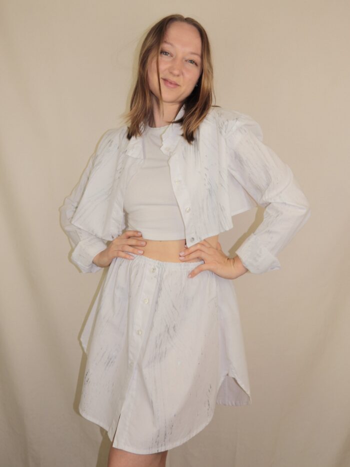 Handgemachtes Upcycling-Set für Damen – Rock und Oberteil aus Männerhemd, nachhaltig & sommerlich.