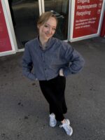 Upcycling Hemd aaus einem Vintage Männerhemd – gekürzt im modernen Cropped Look