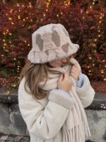 Handmade Kuschelhut - hellbeige