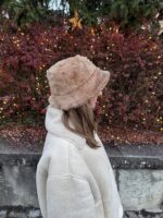 Handgenähter Kuschelhut – weicher, bequemer Hut mit liebevollen Details