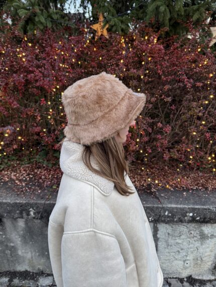 Handgenähter Kuschelhut – weicher, bequemer Hut mit liebevollen Details