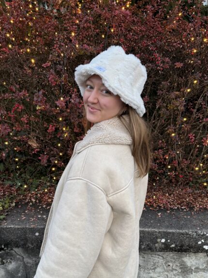 Handgenähter Kuschelhut – weicher, bequemer Hut mit liebevollen Details