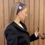 Handgenähtes Stirnband aus hochwertigem Stoff mit bequemem Sitz und zeitlosem Design