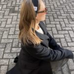 Handgenähtes Stirnband aus hochwertigem Stoff mit bequemem Sitz und zeitlosem Design