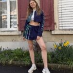 Upcycelt Vintage-Set – Gekürztes Oberteil & Rock