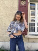 Upcycelt Vintage Bluse mit Scrunchie | M – Bild 5
