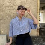 Upcyceltes, gekürztes Hemd mit passendem Scrunchie aus gleichem Stoff, nachhaltige Mode