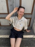 Upcycelt Vintage Bluse mit Scrunchie | XS-S – Bild 4