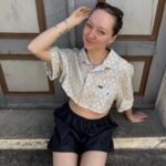 Upcycled Hemd mit Scrunchie – einzigartiges Einzelstück