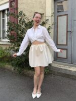 Ballonrock Off White – Kurzer Rock mit elastischem Bund